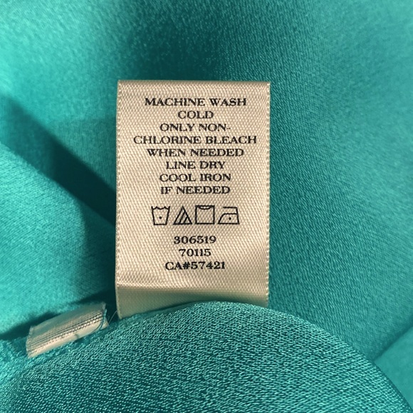 Ann Taylor Teal Triangle Open Back w/ Single Button Closure - Picture 6 of 10